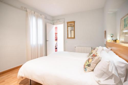 EL BORN - Ciutat Vella - Port 5 pax 2 bedrooms