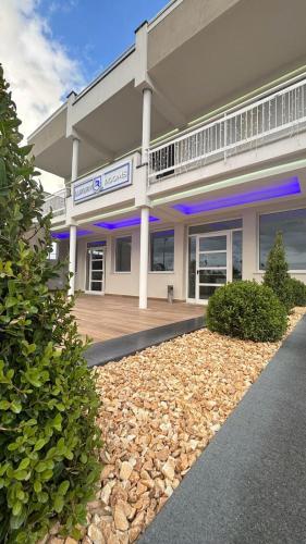 Зовнішній вигляд готелю, Luxury Rooms in Somma