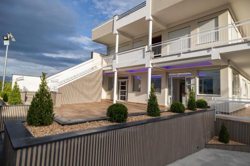 Зовнішній вигляд готелю, Luxury Rooms in Somma
