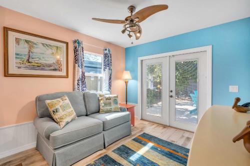 Heated Pool & Spa Home on a Scenic Gulf Access Canal -Close to Bonita Beach! - image 11