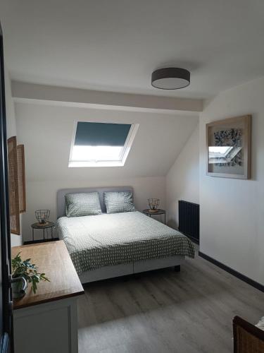 Modern Triplex 140m2 - 4 bedrooms, 1 living room & 2 bathrooms - 8 people in Brussels city, Brüssel (Foto 5)