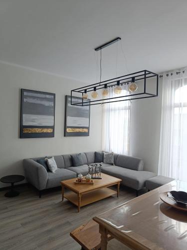Modern Triplex 140m2 - 4 bedrooms, 1 living room & 2 bathrooms - 8 people in Brussels city, Brüssel