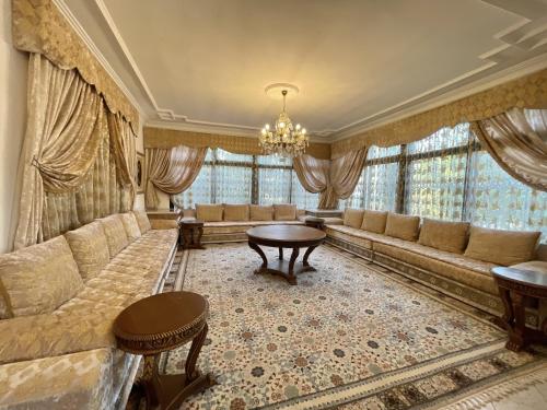 Villa with Sea View image 9