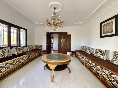 Villa with Sea View image 5