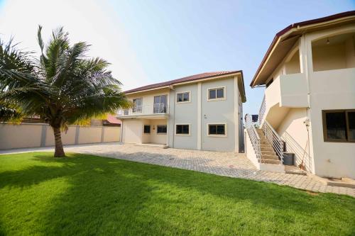 Finc Home in Tema