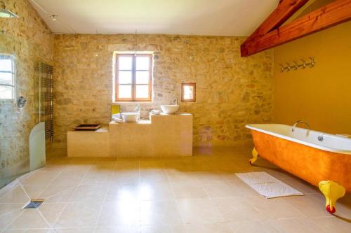 Iekārtas, Villa Le Vieux Mas by Villa Plus in Aubussargues