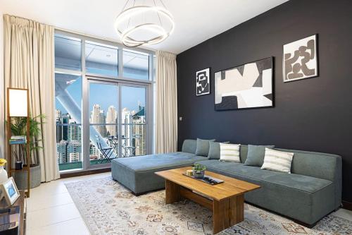 2BR on 30th Floor in JLT Near Metro & Walking Distance to JBR Beach, Dubai Marina, Dubai