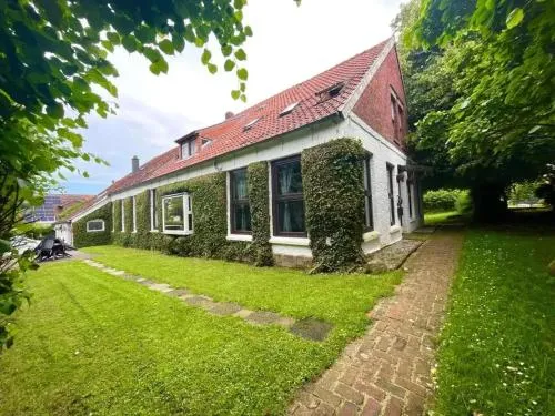 Bright apartment in Emden with terrace 60 m² in Emden, Deutschland