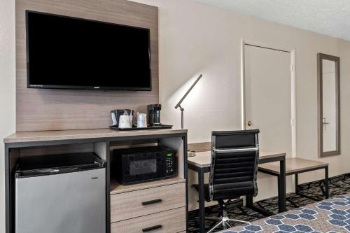 SureStay Hotel by Best Western Duncan