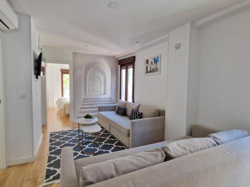 Nasrid Panorama - Casa con Terraza 360 º, 4 Dormitorios y Parking Gratis, Granada (photo 3)