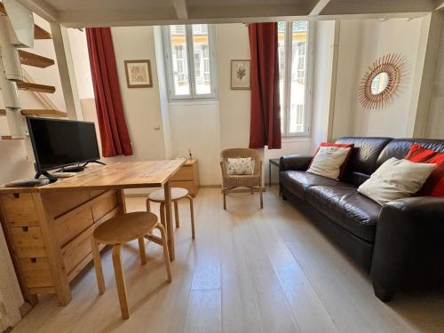 Tranquil Studio with Mezzanine in Carre dOr, Nizza (foto 6)