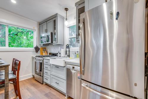 Steps to Atlanta Beltline Apt with Patio Access! in Old Fourth Ward