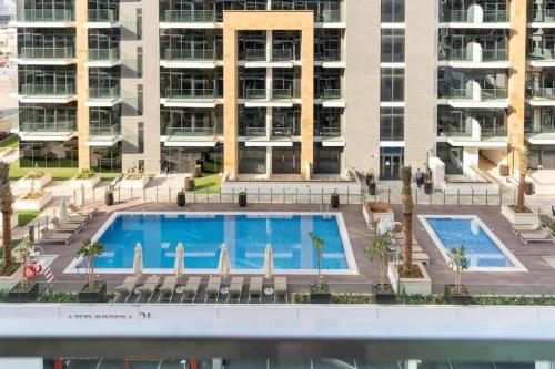 Luxury Studio near burj khalifa in Azizi Riviera, Dubai (Foto 7)
