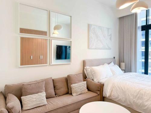 Luxury Studio near burj khalifa in Azizi Riviera, Dubai (Foto 8)