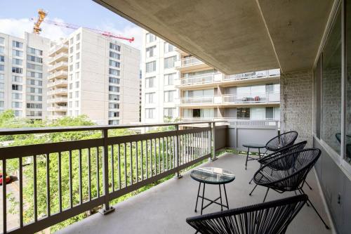 Apartment at Crystal City With Gym in Arlington, USA