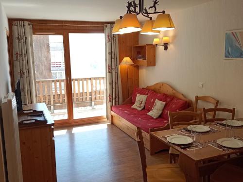 Apartment (6 Adults)