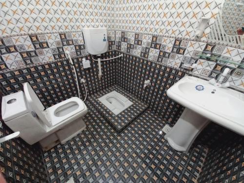 Rose Palace Guest House - image 2