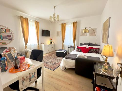 Gemelli-San Pietro-Trastevere-casa con posto auto, Roma (foto 5)