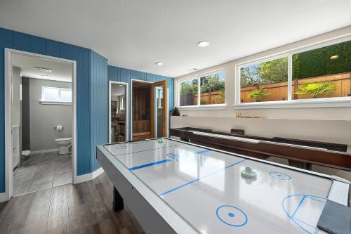 Luxury 5 beds Villa with Heated Pool & Resort Amenities