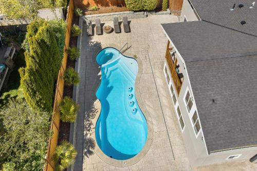 Luxury 5 beds Villa with Heated Pool & Resort Amenities