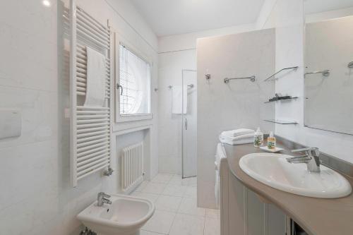 Residence Palazzo Brando - image 8