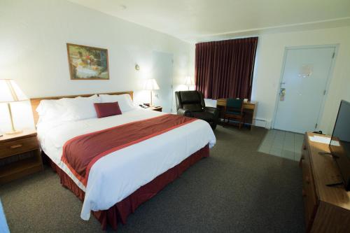 1 queen bed
