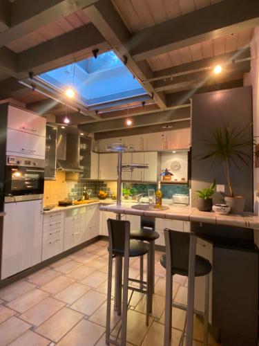 Wunderschönes Ferienhaus mit Fernblick, unweit von Limburg und Rhein-Main-Gebiet (Wunderschones Ferienhaus mit Fernblick, unweit von Limburg und Rhein-Main-Gebiet) in Hunfelden