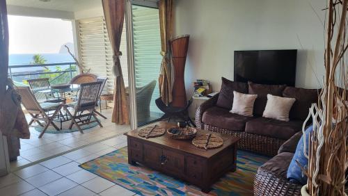 Le chant du Diamant calme vue mer et plage à 50 m