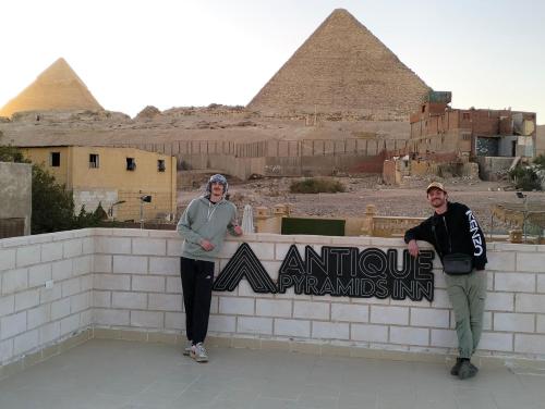 Antique Pyramids Inn - main image