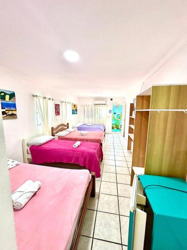 3 double beds, 1 twin bed