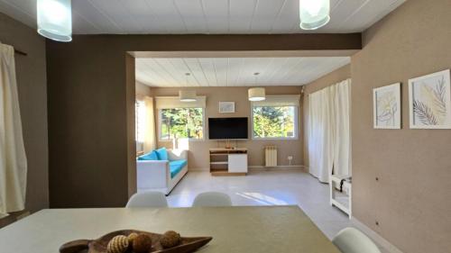 Casa Ocozol a 100 metros de la playa en Pinamar