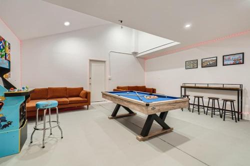 Tropical House with Heated Pool 10 Min to Strip, Las Vegas (Foto 6)
