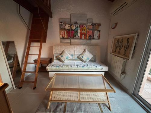 Studio dans Villa Don Quijote Nice - Tap to explore photos