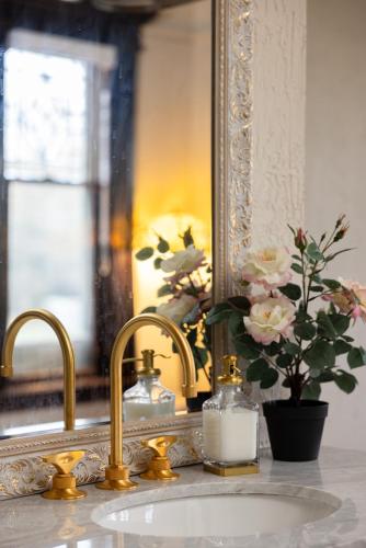The Hunter House Bed and Breakfast in Vancouver, Canada