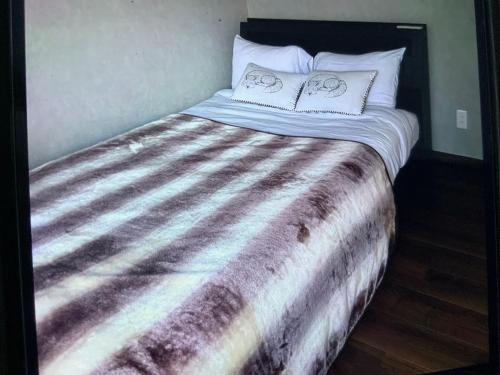 1 double bed