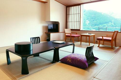 Japanese-Style Room