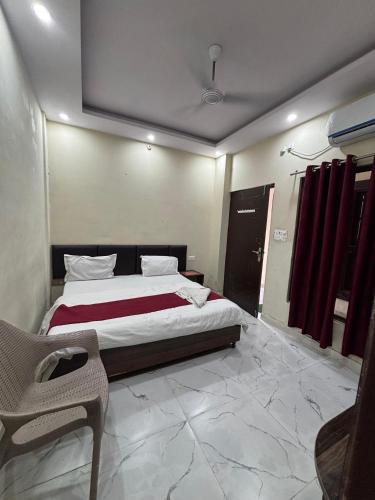 Hotel Aarti Darshan in Laljiwala Kolónia