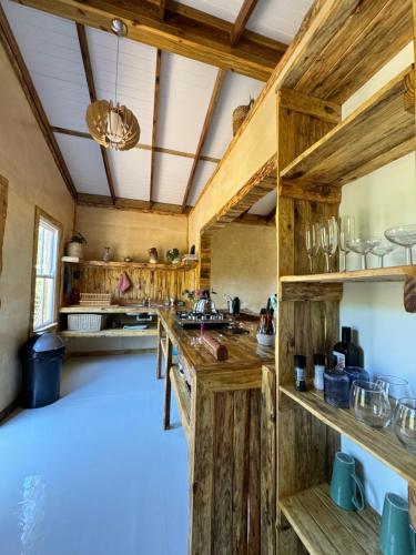 ElSueño Mountain Retreat with hot tub and indoor fire place (ElSueno Mountain Retreat with hot tub and indoor fire place) in 卡拉塔拉