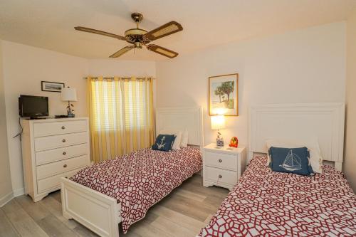 Ocean Village Club E31 - image 26