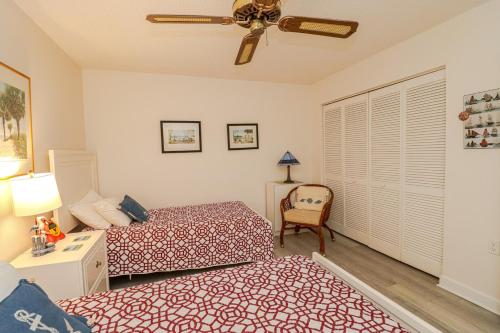 Ocean Village Club E31 - image 17