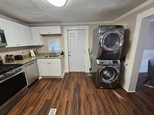 Kitchen, west midtown in Knight Park-Howell Station