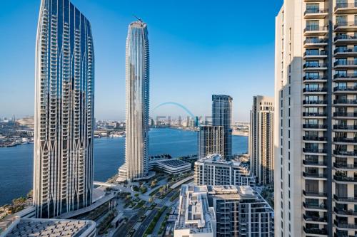 Scenic 1BR in The Dubai Creek Residences North Tower 2, Creek Harbour by Deluxe Holiday Homes, Dubaj (fotografie 4)