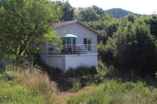 A szálláshely kívülről, Lakeview Estate Chalet in Glavatartsi