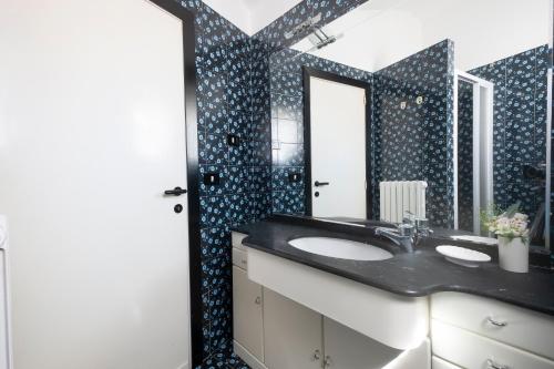 Two-Bedroom House image 2