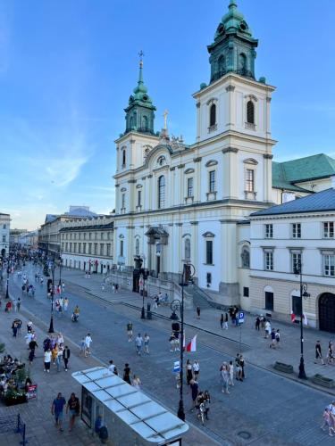Quiet luxury at the Royal Route in Warsaw, Warszawa
