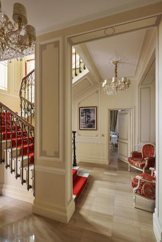 Facilities, Maison des Barons in Nice