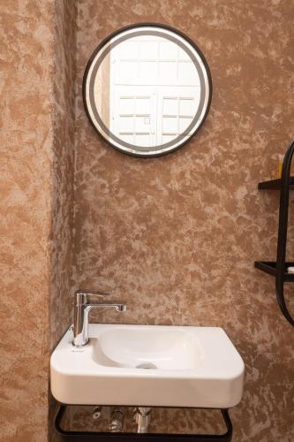 Three-Bedroom Premium Apartment image 10