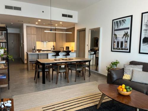 Dubai Marina stunning views holiday apartment Stella Maris Tower, Dubai (foto 4)