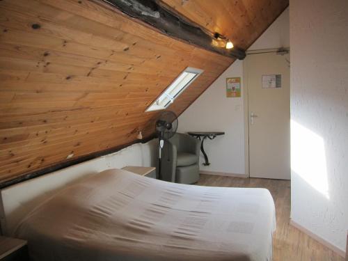 1 double bed