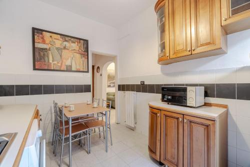 GuestHost - Charm and Comfort in the Heart of Genoa, Janov (fotografie 8)